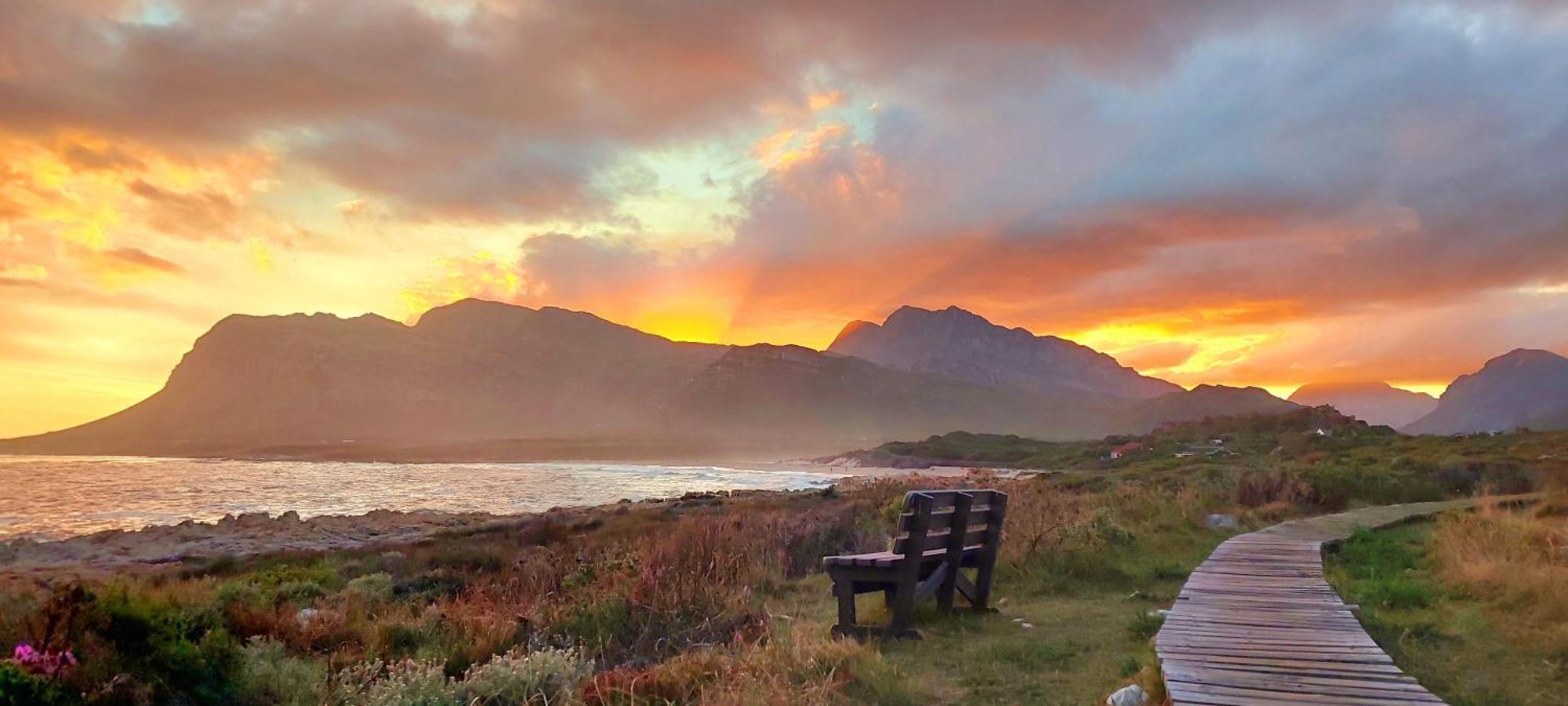 La Mer Seafront Selfcatering Accommodation Kleinmond Zewnętrze zdjęcie