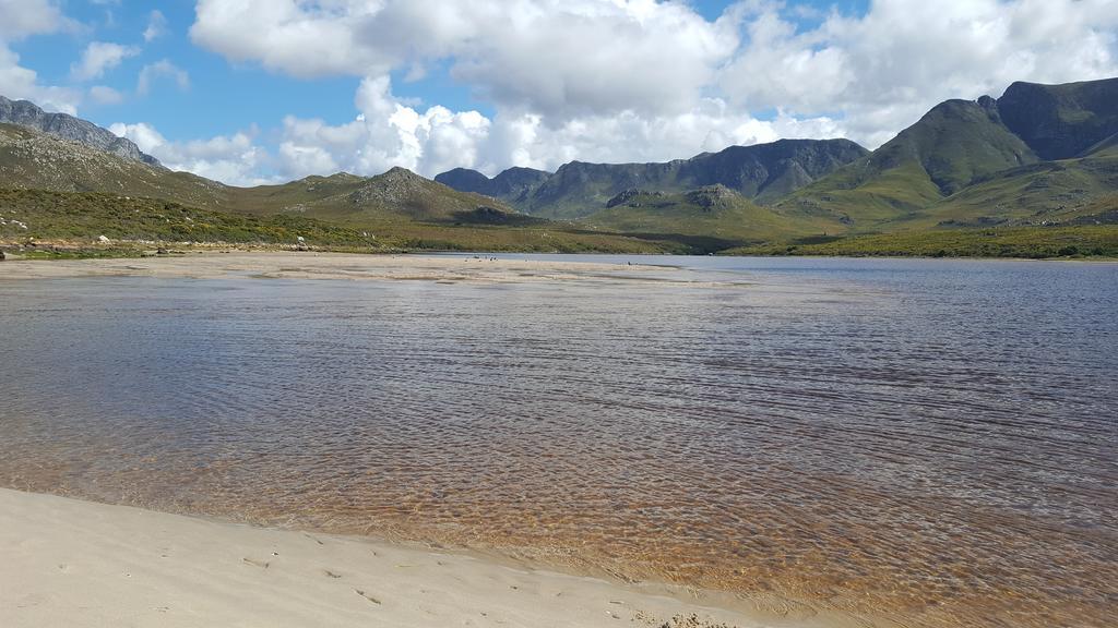 La Mer Seafront Selfcatering Accommodation Kleinmond Zewnętrze zdjęcie