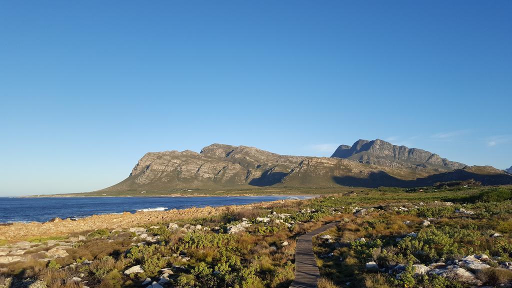 La Mer Seafront Selfcatering Accommodation Kleinmond Zewnętrze zdjęcie